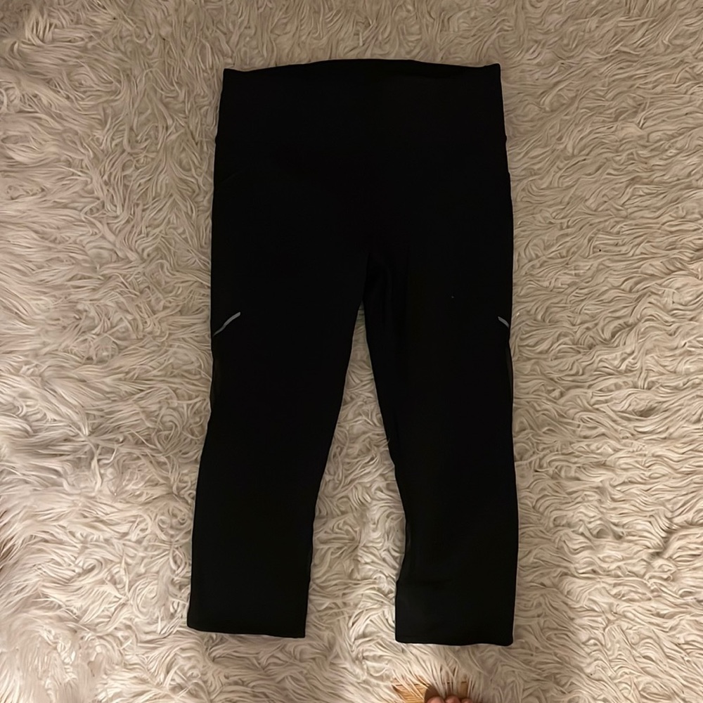 Lululemon black size 8 leggings